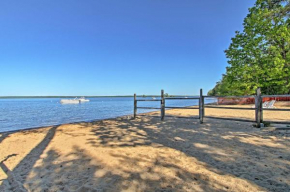 Standish Apartment with Deck - 2 Mi to Sebago Lake!